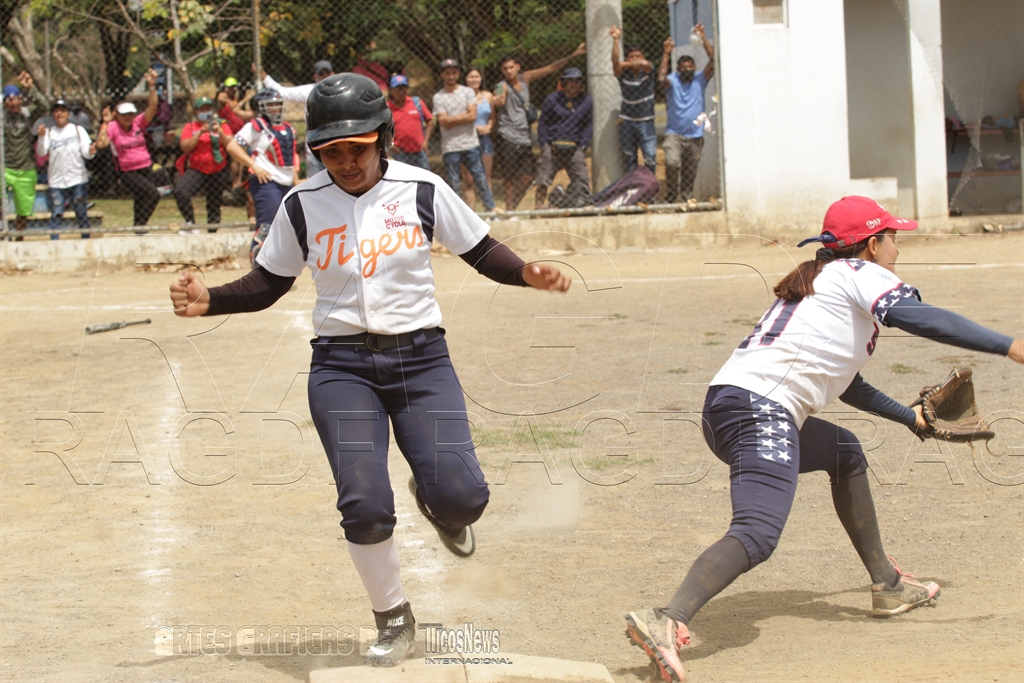 SoftFem Tigers 2021 CRC