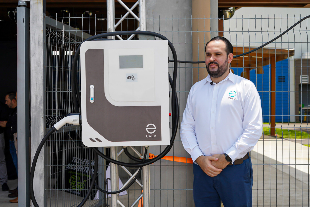 Cargador Eléctrico