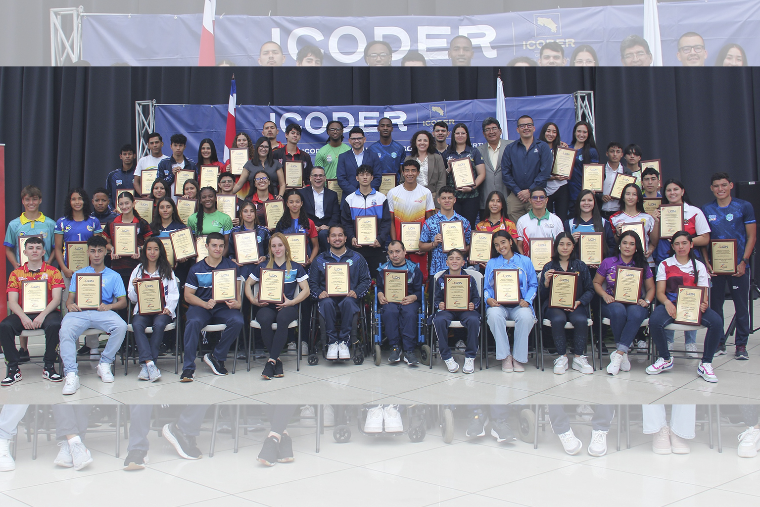 PREMIOS ALFREDO CRUZ