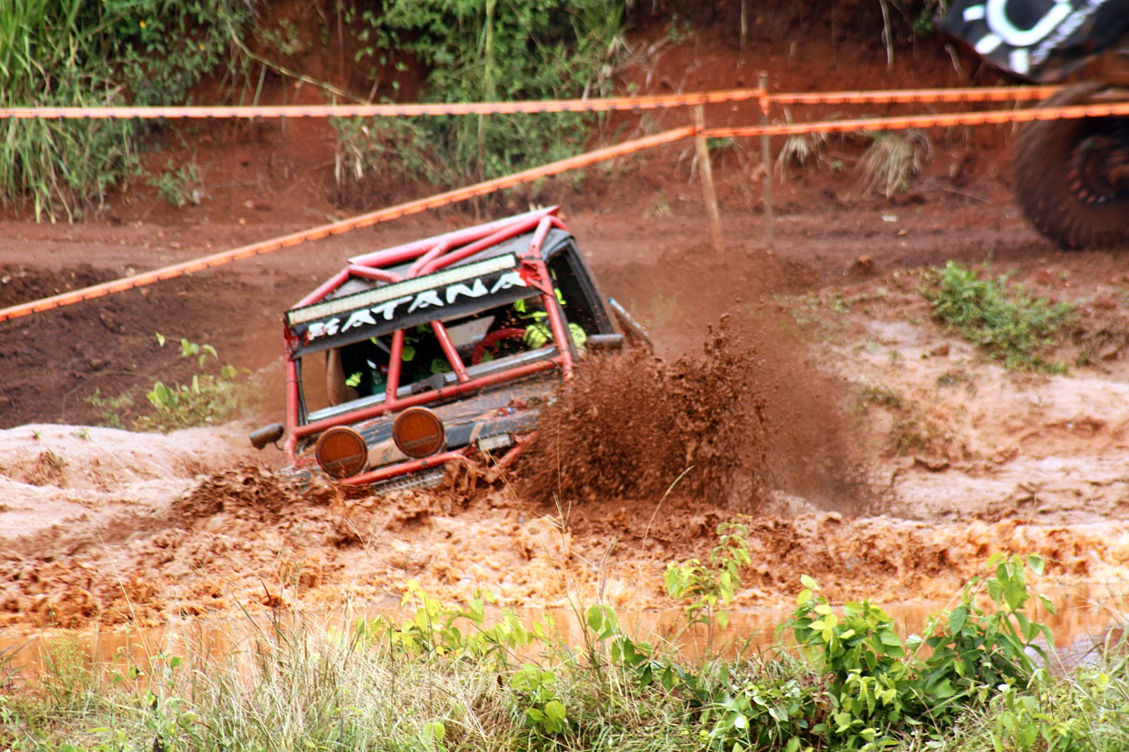 BORO 4x4